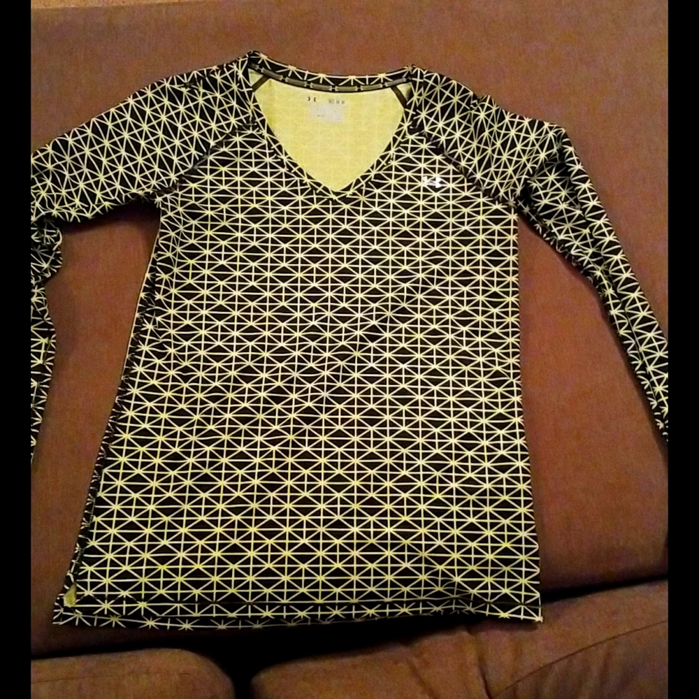 Under Armour Long Sleeve Medium Fitted Shirt